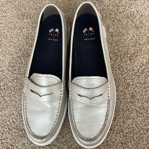 Cole Haan Nantucket Loafer Size 8 Metallic